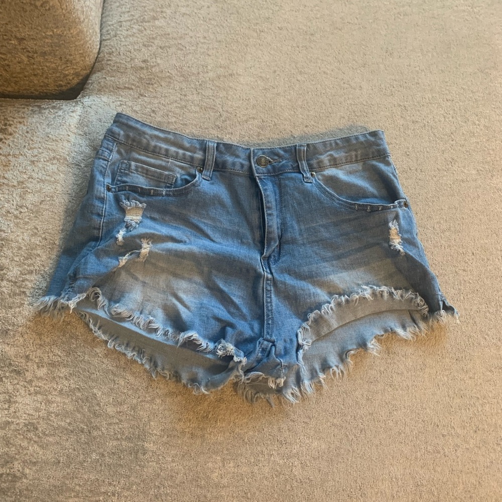 Size Large denim shorts
